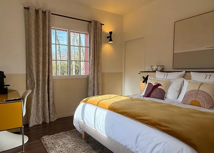 Bed & Breakfast Haitz Teya - La Chenaie 4*